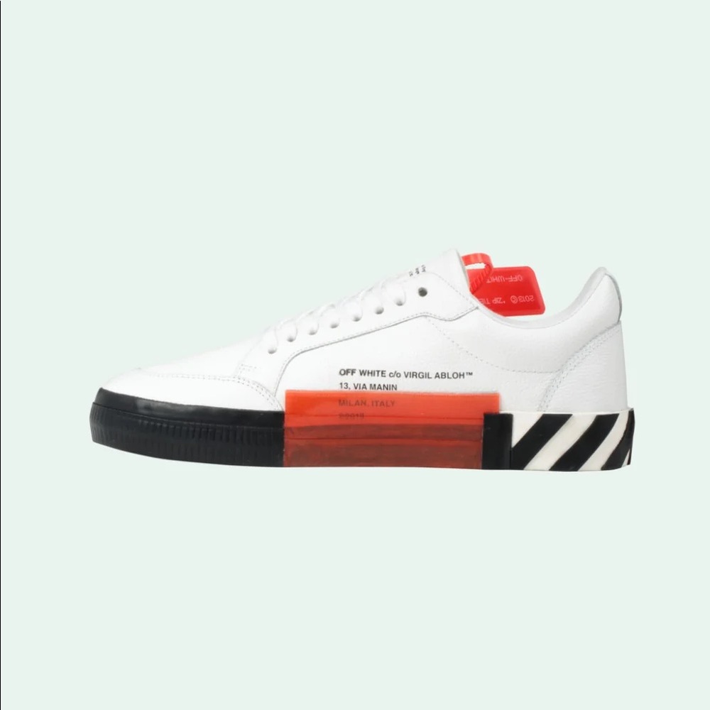 OFF-WHITE VULC LOW TOP SNEAKER